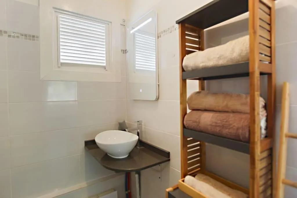 Holiday home Bungalow Avec Jacuzzi A Cap Chevalier Sainte-Anne Martinique